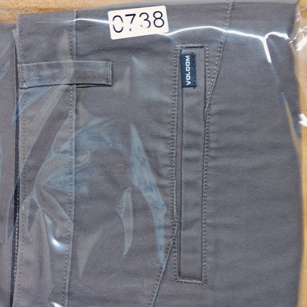 Volcom Chino Shorts Mens 40 Grey Excellent Modern Stretch Skate Casual - Picture 11 of 11